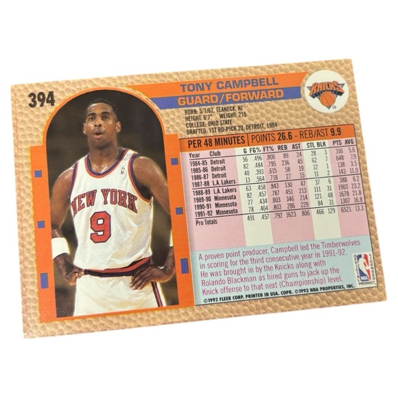 992 Fleer #394 Tony Campbell New York Knicks Basketball Card Pre-owned - Picture 2 of 2
